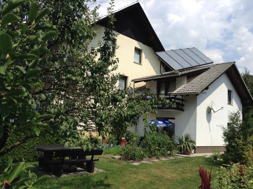 Apartments Pod Rodico Bohinjska Bistrica Pokoj fotografie